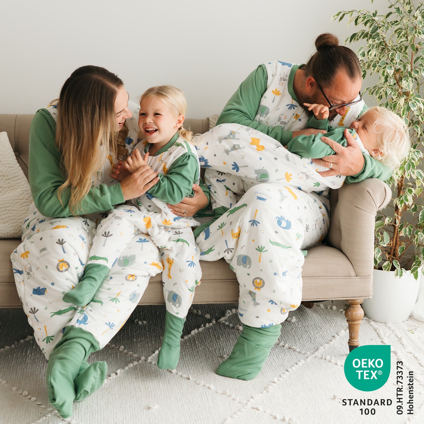 Saco de dormir con pies y suelas antideslizantes para adultos 2.5 TOG_Jungla_1188_2