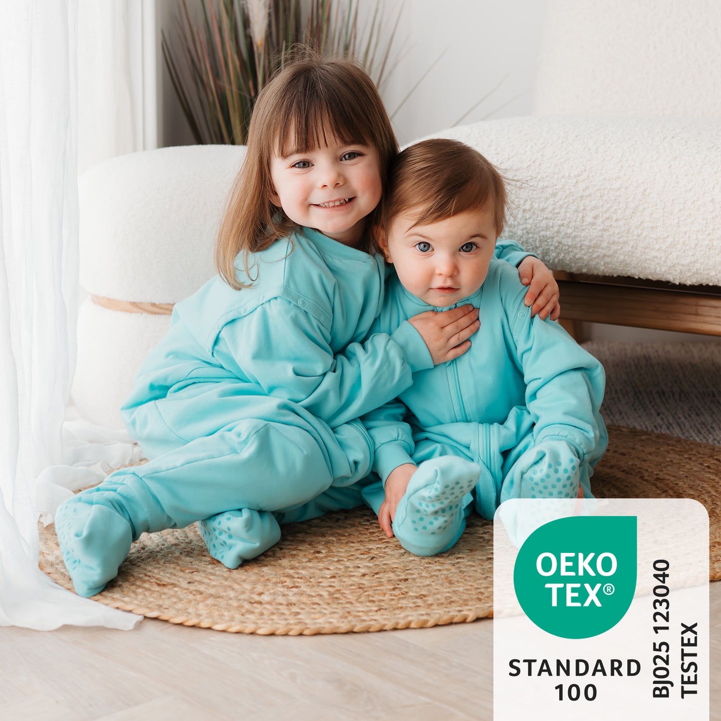 Saco de dormir con pies y suelas antideslizantes y mangas 1.0 TOG_Agua_OEKOTEX_1200