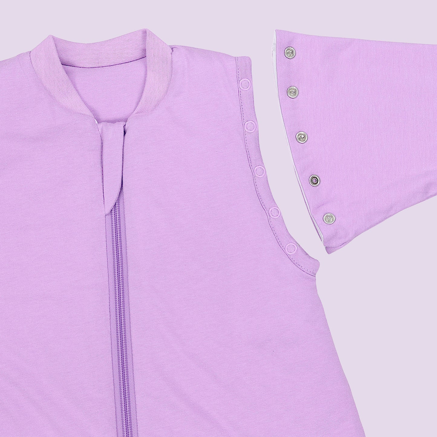 Saco de dormir con pies y suelas antideslizantes 3.5 TOG_Lila_zona del brazo_1209